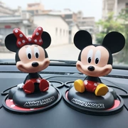 Sáng tạo trang trí xe phụ kiện xe hơi lắc đầu Mickey Minnie phim hoạt hình dễ thương búp bê xe trang trí nội thất nguồn cung cấp