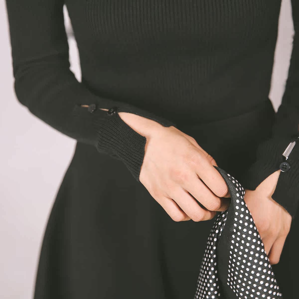 candies服饰旗舰店