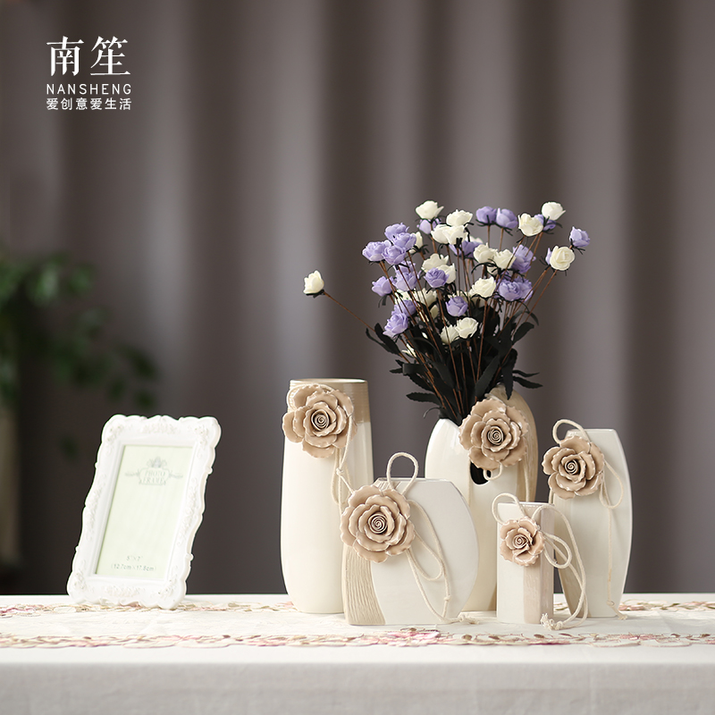 Nan sheng I and contracted hand flowers, dried flowers, false household act the role ofing is tasted ceramic vase simulation flower, flower arrangement