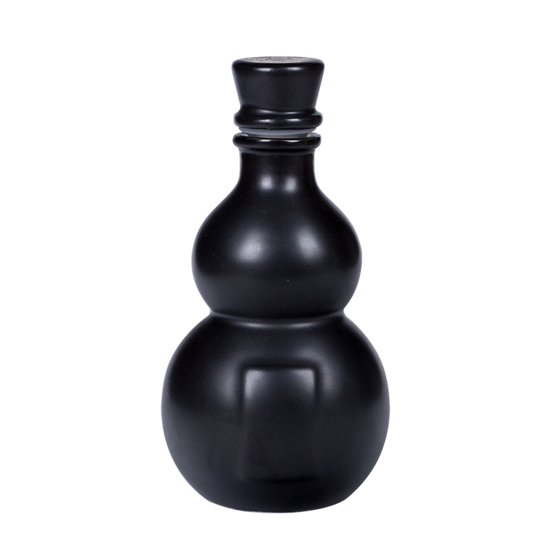 Jingdezhen ceramic bottle of liquor bottles of archaize of household contracted type of hip flask black glaze gourd jars half jins