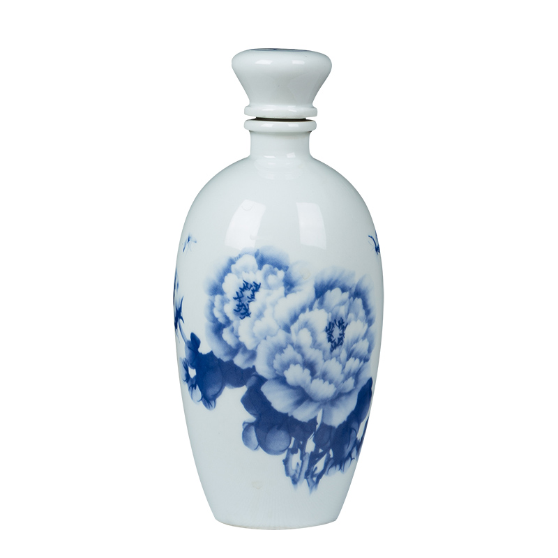 Jingdezhen ceramic jars half jins of a small bottle home antique white wine bottle is empty wine bottle seal Chinese terms bottle