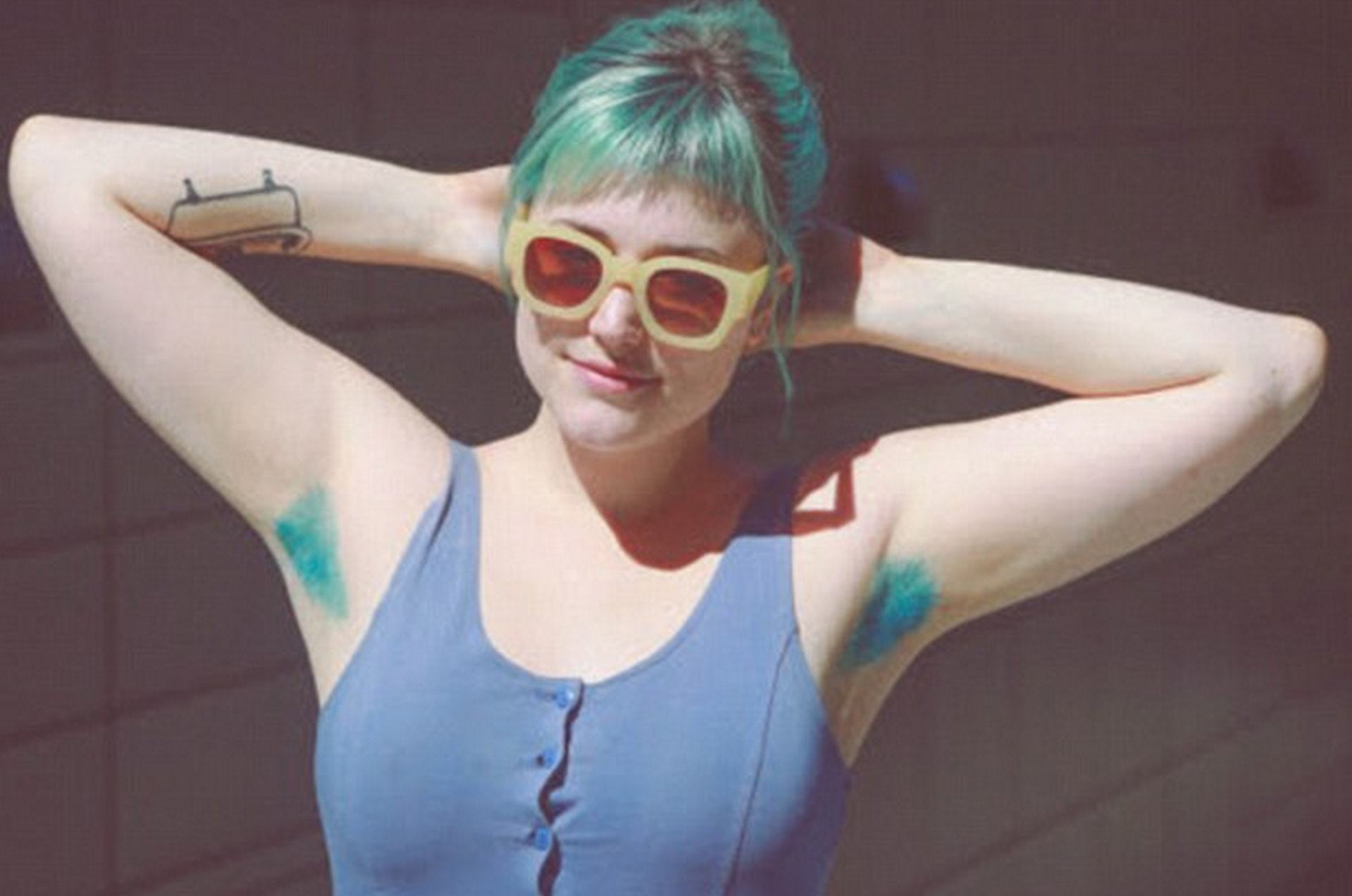 这样刮腋毛会越长越浓密的!