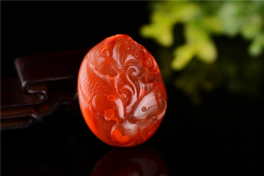 红产地: 凉山外观造型: 其他商品形态: 挂件镶嵌材质: 未镶嵌玉石类型