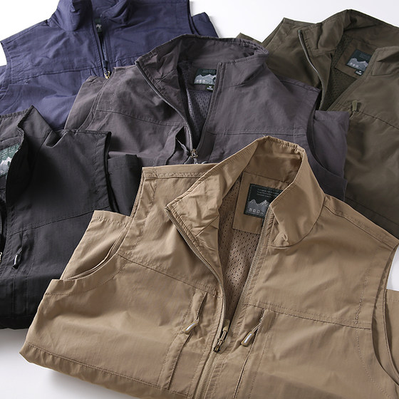 Bull goods! Europe and America have large sizes! Outdoor waterproof and breathable! Autumn men's casual fishing workwear vest vest vest Bull goods! Europe and America have large sizes! Outdoor waterproof and breathable! Autumn men's casual fishing workwear vest vest vest