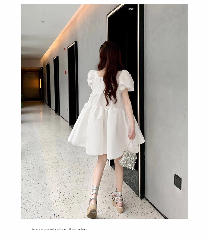 2021 mới mùa hè retro cổ điển thiết kế cổ vuông cảm giác tay phồng tay áo cao eo giảm béo búp bê váy trắng váy quần áo phụ nữ - Váy eo cao