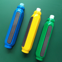 Baby writing does not touch the hand Chalk sleeve with magnet chalk clip Early education teaching good helper Chalk good partner