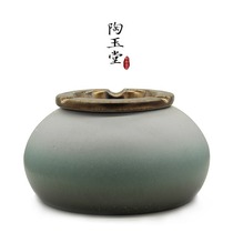 Fashion ashtray Creative office coffee table Ceramic living room with cover personality retro European Ashtray simple ornaments