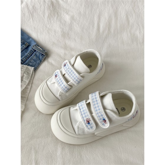Uncle Xi Cute cartoon Velcro white shoes for women in summer with skirt and bread shoes thick-soled canvas shoes
Uncle Xi Cute cartoon Velcro white shoes for women in summer with skirt and bread shoes thick-soled canvas shoes