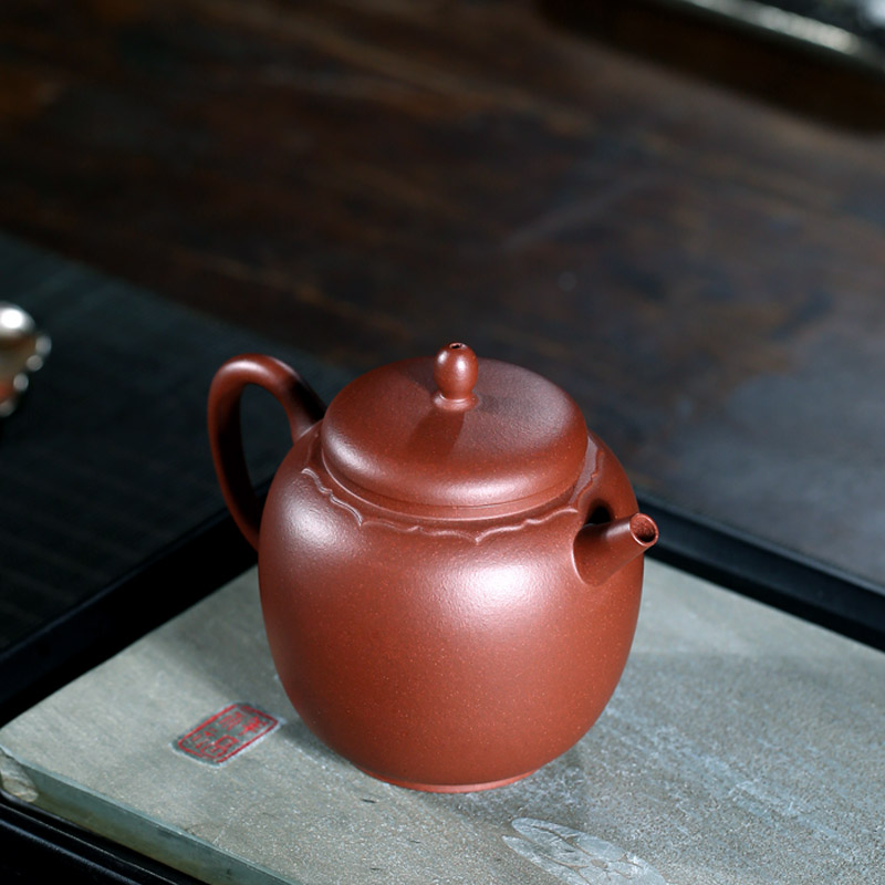 Yixing masters shadow enjoy 】 【 TaoJianChun manual it the teapot undressed ore red - skinned Long Lian core 260 CCCT