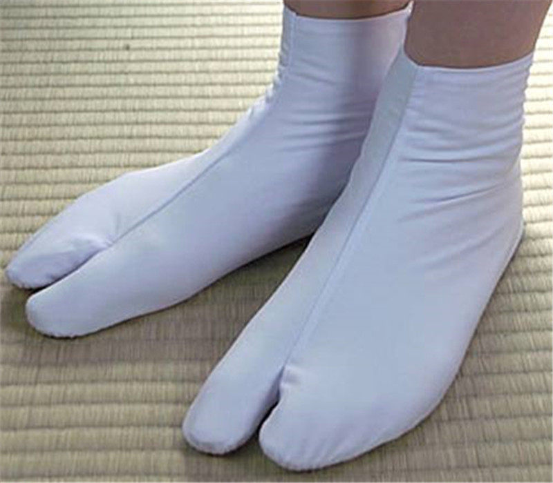 经常穿木屐的女人,你们的脚不会痛吗?