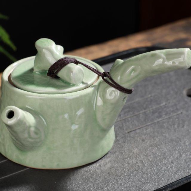 The kitchen hand your up on large porcelain teapot can keep small single pot of ice to crack The xi shi pot of ceramic kung fu tea set