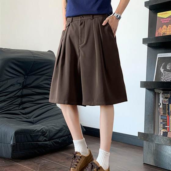 American retro basic casual suit shorts men's summer trendy brand high-end straight loose wide-leg five-point pants
American retro basic casual suit shorts men's summer trendy brand high-end straight loose wide-leg five-point pants