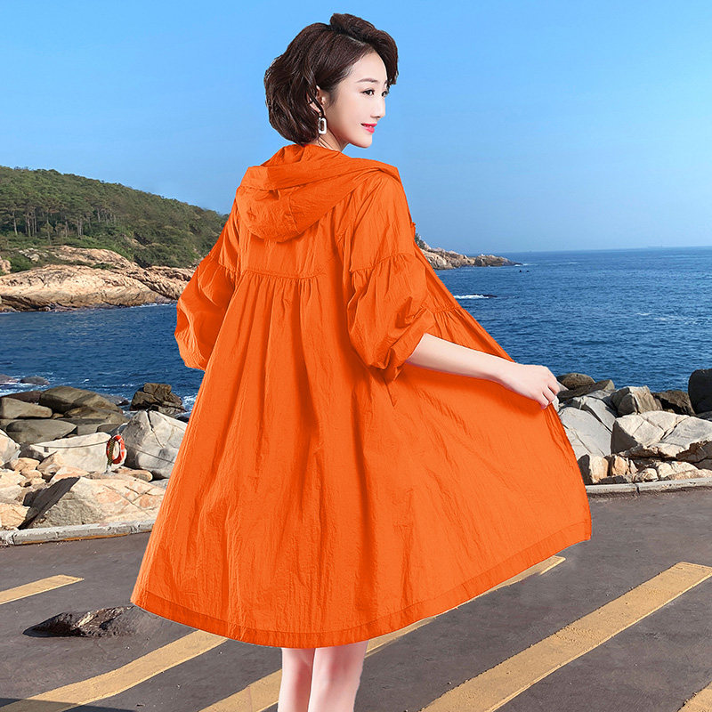 防晒衣女中长款2020年新款韩版夏季大码宽松轻薄透气时尚妈妈外套