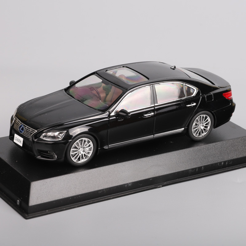 京商 LS600hL 1/43 美品 綺麗！ 京商 LS600hL 1/43 美品 綺麗！ KYOSHO LEXUS 京商64