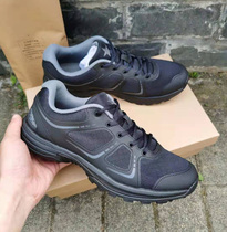 2019 physical training shoes ultra - light breathable shoe absorption and scraping outdoor sneakers for men and women running shoes