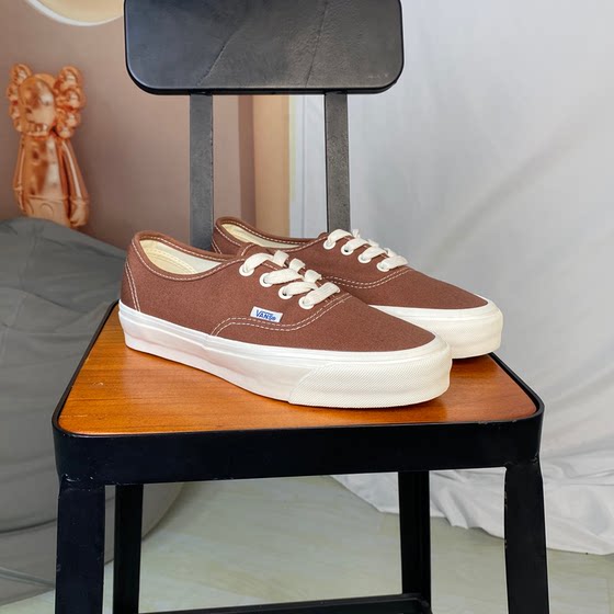 VANS AUTHENTIC REISSUE44 low-top brown canvas men and women shoes VN000CQAC48
VANS AUTHENTIC REISSUE44 low-top brown canvas men and women shoes VN000CQAC48