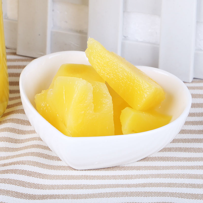 水果罐头黄桃菠萝山楂什锦苹果雪梨新鲜糖水罐头268g六瓶包邮特价