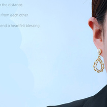 Retro elegant fan-shaped flower two wearing pearl earrings temperament diamond drop earrings creative aesthetic high-end earrings