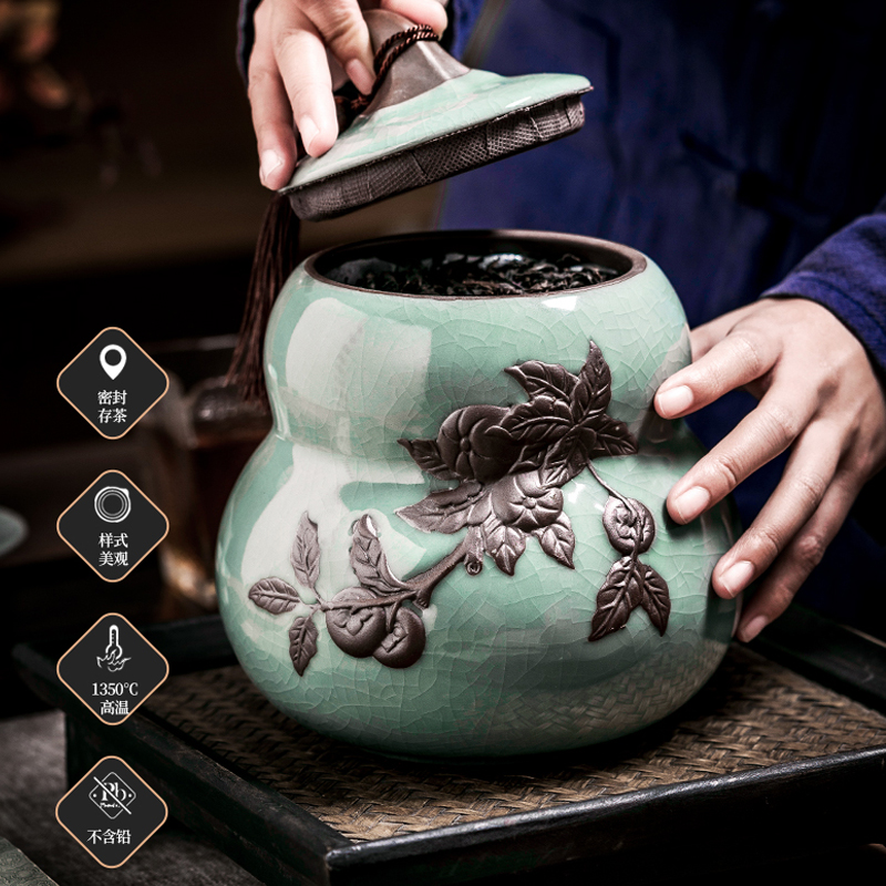 Jingdezhen shadow green elder brother up with ceramic seal caddy fixings black tea, green tea pu - erh tea bag gm caddy fixings