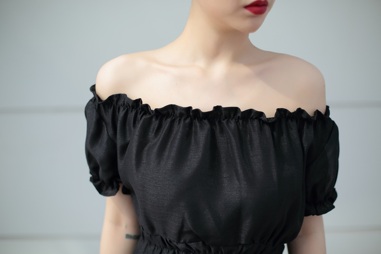 "美人肩"的4个特征,中一个就很美!