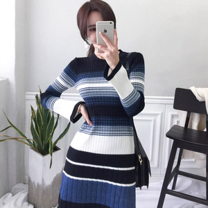 Autumn New Horn Sleeve Stripe Spliced Buttock Knitted Dress