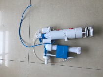 Factory direct sales supporting wall-mounted water tank accessories Hanting Yibai Hotel hidden pneumatic and mechanical