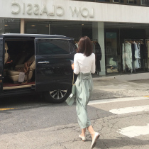 2020 new womens early autumn bombing street professional leisure fashion Hepburn style aging two-piece set early autumn