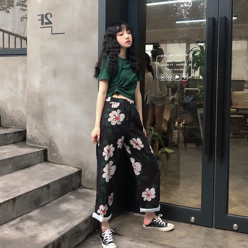 celebrity small incense wind suit pants, western style, light mature, age reduction, royal sister, elegant and gentle temperament, female jumper fashion vacation