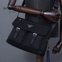 New Waterproof Nylon Cloth Single Shoulder Bag Classic Style Mailbag Large Capacity Casual Mens Bag Fashion Inserts 100 hitch