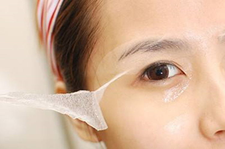 眼膜应该早上敷还是晚上敷?怪不得没效果