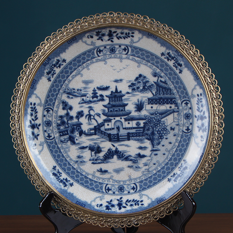 Plate decoration Plate is placed to restore ancient ways American country show blue and white porcelain example room decorates a wall hanging dish