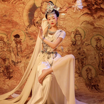 Custom-made photographic photographic written thewhite ancient fashion superfantastic clothing Dunhuang Han clothing show show