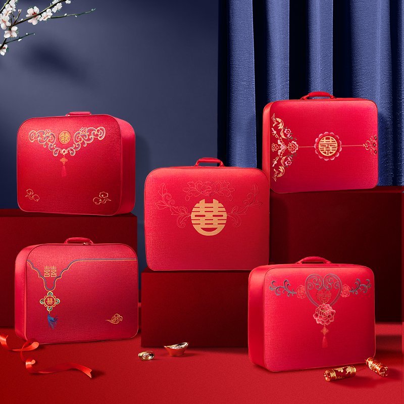 images 0:Married quilt bags accompanied by high-end hand-held red four sets of bride wedding celebration packed bags images 0:Married quilt bags accompanied by high-end hand-held red four sets of bride wedding celebration packed bags