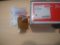 Danfoss Danfoss solenoid valve EV220A-18-G3 4(042U4082) brand new original spot