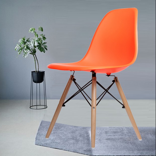 伊姆斯椅子餐椅塑料椅会议椅洽谈椅咖啡厅椅设计师椅_7折现价82.8元