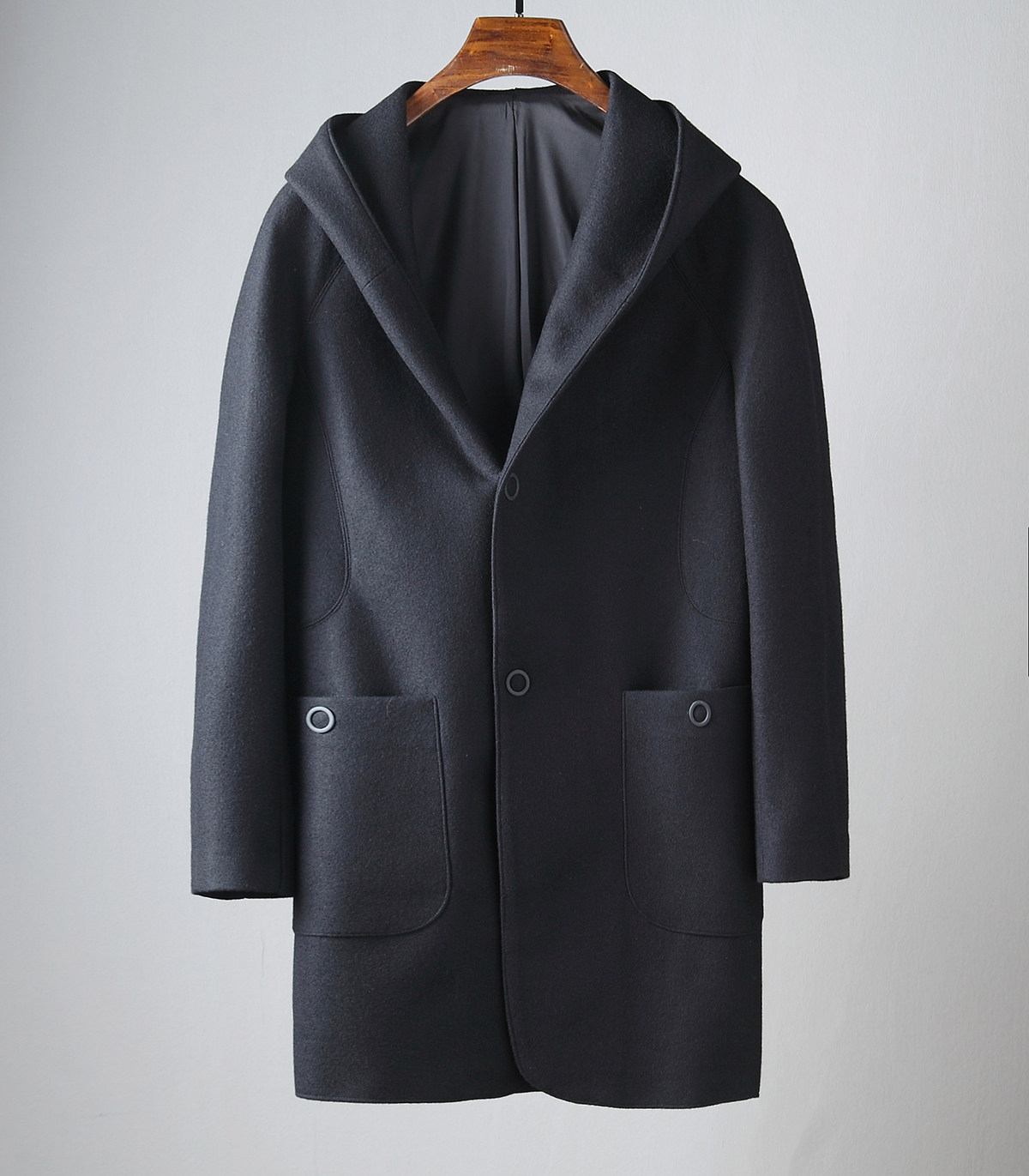 2017冬季连帽中长款毛呢大衣 修身显瘦男士羊毛呢休闲大衣_7折现价650