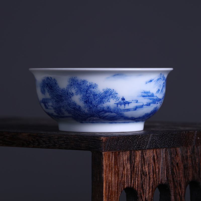 Offered home - cooked hand blue and white porcelain in jingdezhen porcelain tea ware bowl tea masters cup handless small checking ceramic cup