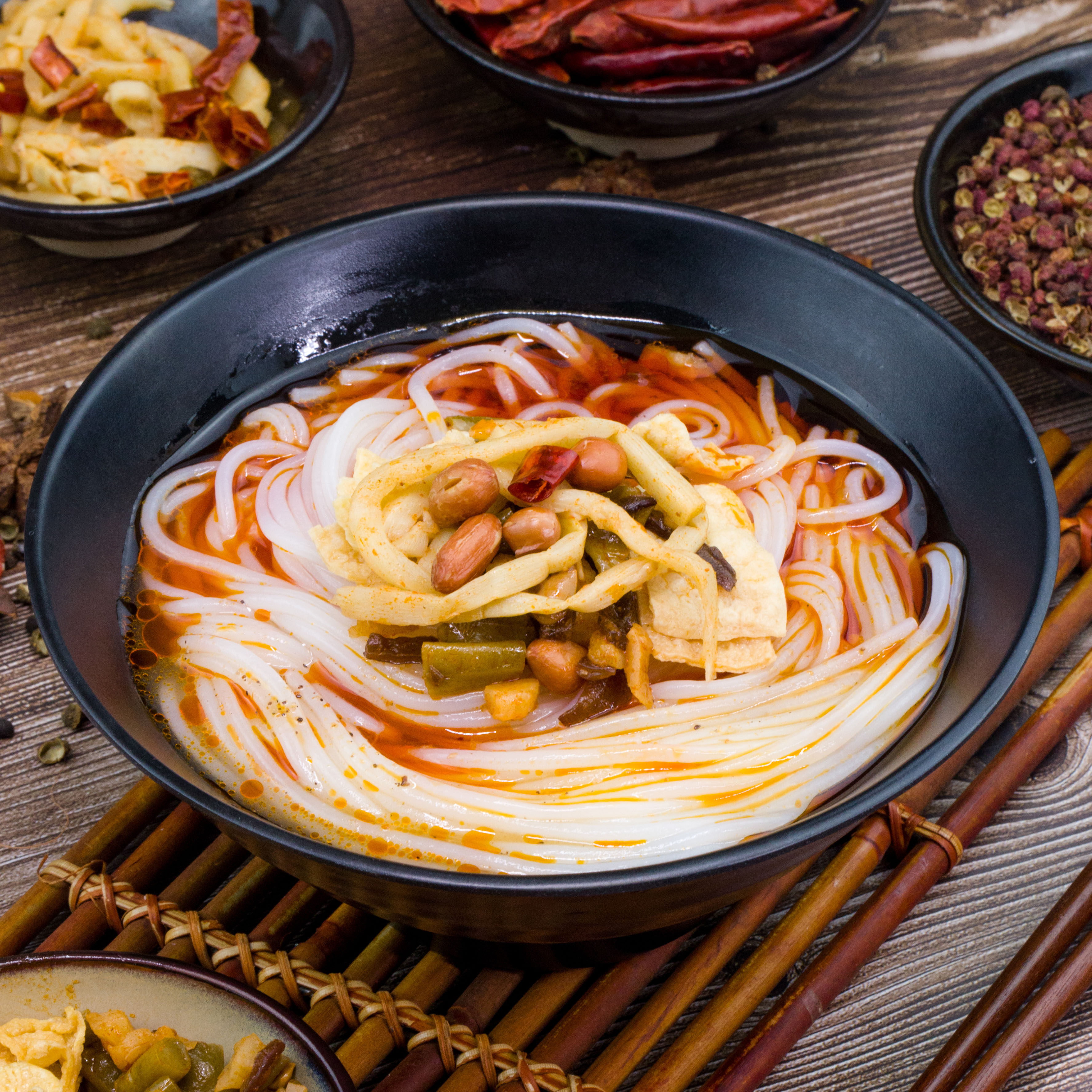 柳州正宗螺蛳粉300g*8包_