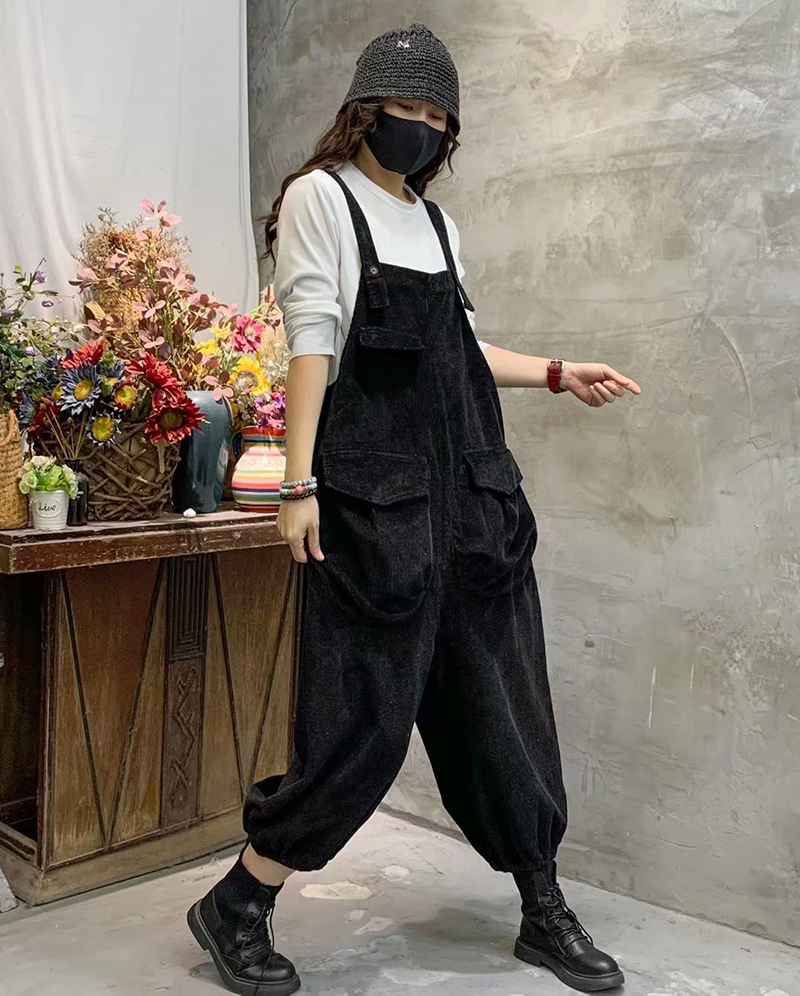 21新款复古棉灯芯绒背带裤韩版宽松大码休闲大口袋减龄条绒垮裤女