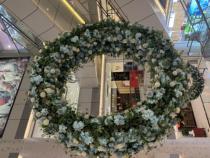 Shopping mall decoration centerpiece decoration beauty chen atmosphere arrangement hanging staircase shopping center creative garden