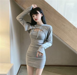 Autumn new Hong Kong style new hooded short Sweater Top + slim vest dress set