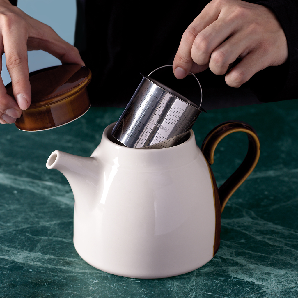 Loveramics love Mrs Tang sancai 1 l kettle filtering teapot (caramel color)
