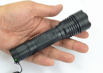 Medium head body warehouse high light flashlight Three-stage hard oxygen belt micro orange cup CREE XML2 U3