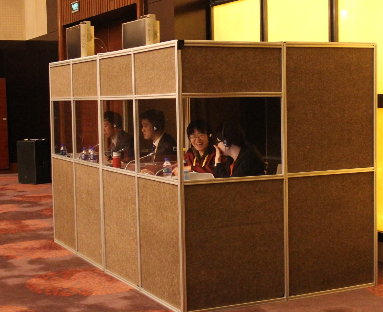铝合金定制同声传译同传翻译间译员间译员室活动房同传箱同传房