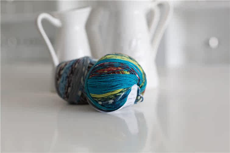 正品2015冬季进口德国魔球490 长段染炫彩黑猫纯羊毛棒针编织毛线