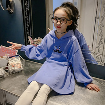 Girls autumn foreign-style sweater skirt 2021 Spring and Autumn new childrens long hooded coat Womens Big children fashionable childrens clothing