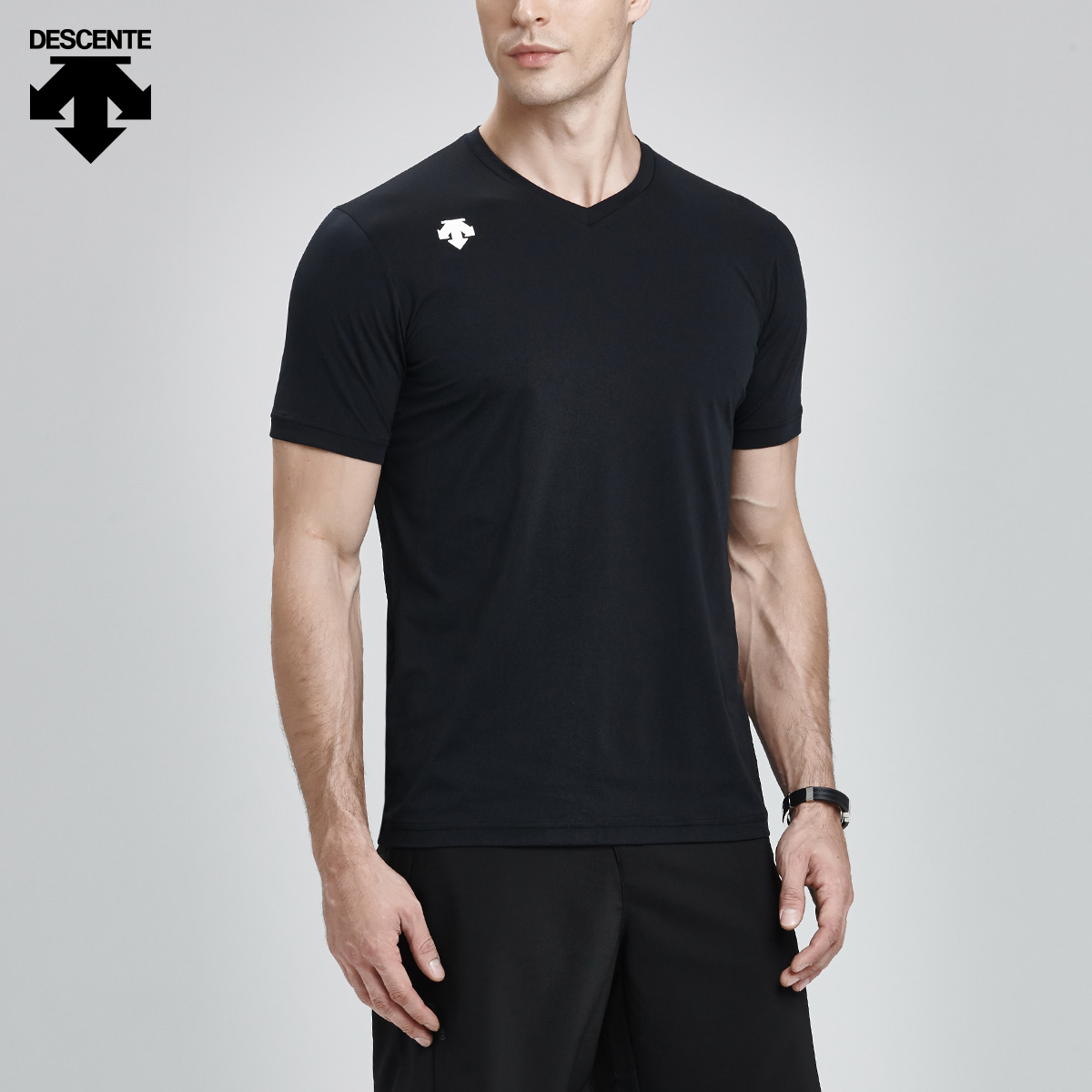 descente迪桑特男子短袖t恤耐洗抗变形速干训练t恤d7231its54