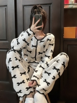 High extravagant Italy ~ elegant little fragrant wind pyjamas lady winter gush with velvety cardiovert butterfly knot home clothes