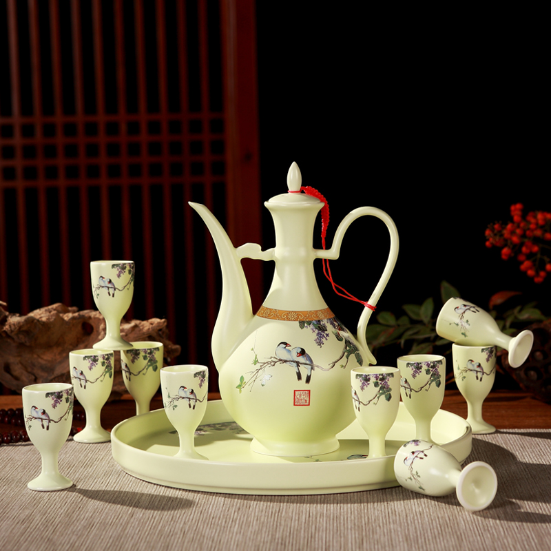 Antique Chinese style household creative points of jingdezhen ceramics wine wine home wine pot liquor cup gift set
