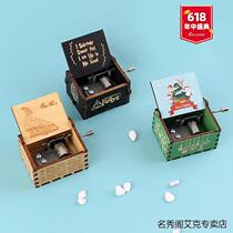 Pink Sailor Moon hand-cranked wooden clockwork music box mini movement music box creative birthday gift